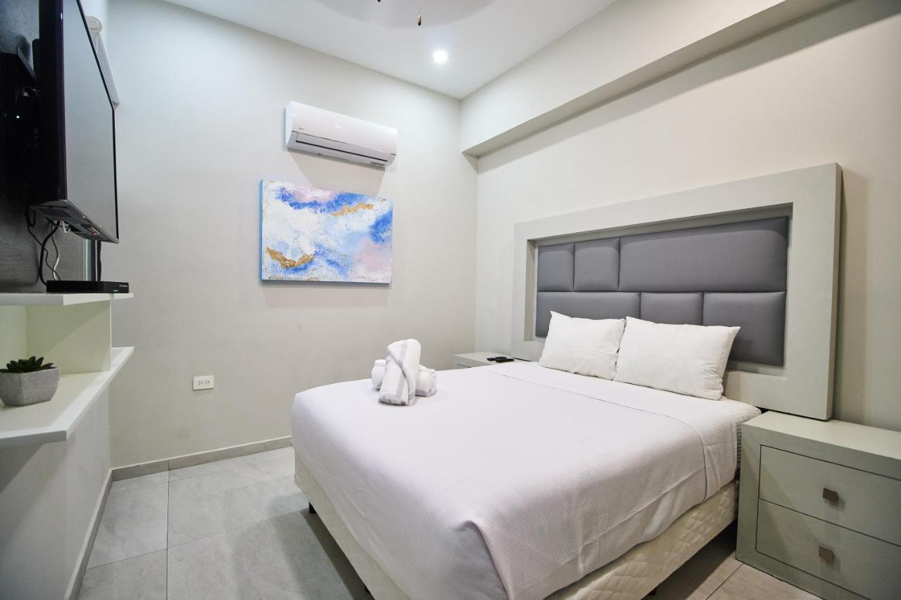 Torre 42 Playa Del Carmen By Lockey Aparthotel Ngoại thất bức ảnh