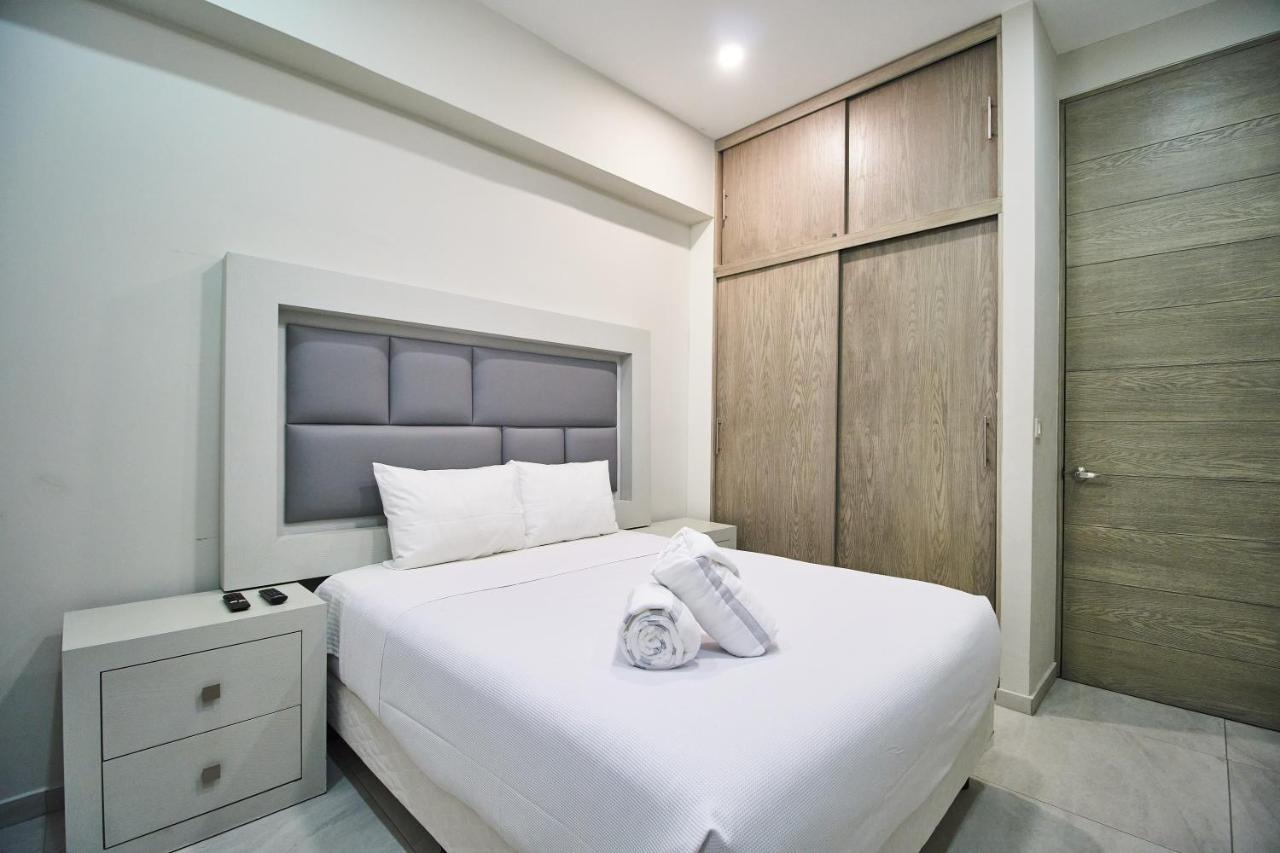 Torre 42 Playa Del Carmen By Lockey Aparthotel Ngoại thất bức ảnh